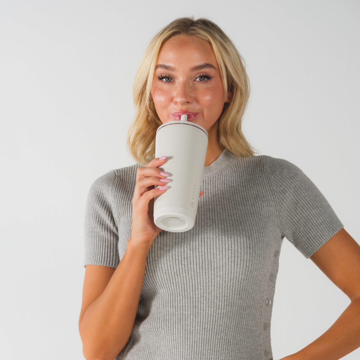 linen-20oz-592ml-j9 EverydayTumbler20oz.-Linen-WPI-1_1.png